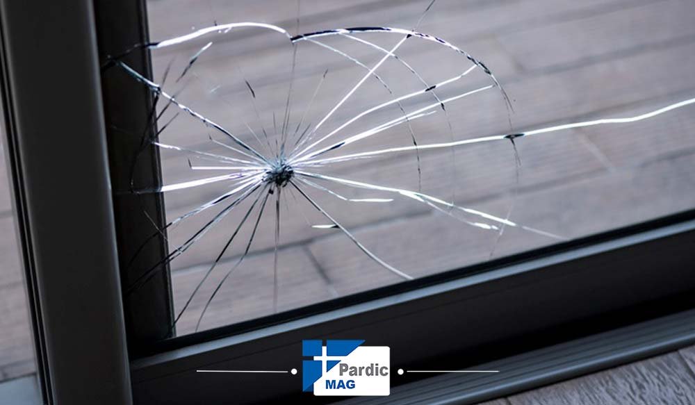 دلیل شکستن خود به خود شیشه دوجداره | پاردیک وین